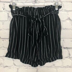 NWT American Eagle Black Stripe Shorts Size S